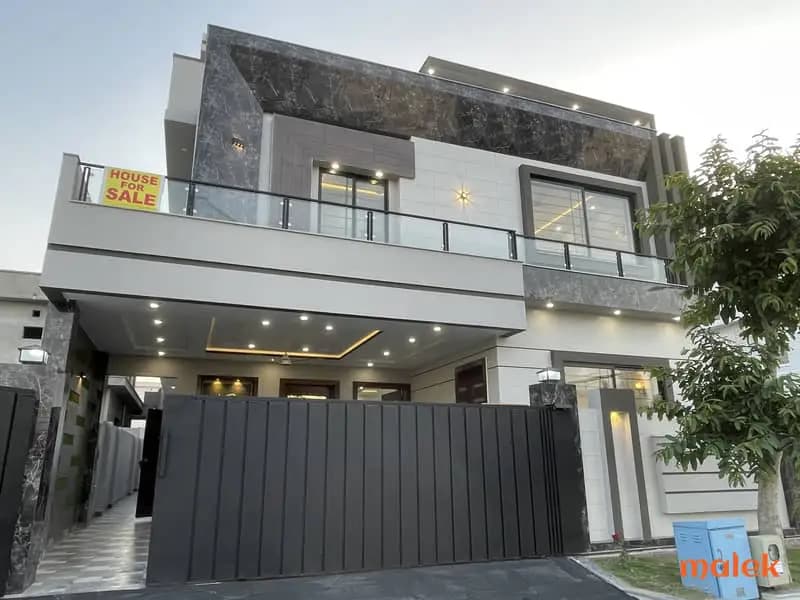 Luxury 10-Bedroom Home For Sale in Citi Housing Gujranwala