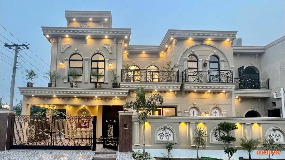 Luxury 8-Bedroom Multi-Family Home For Sale in Gujranwala