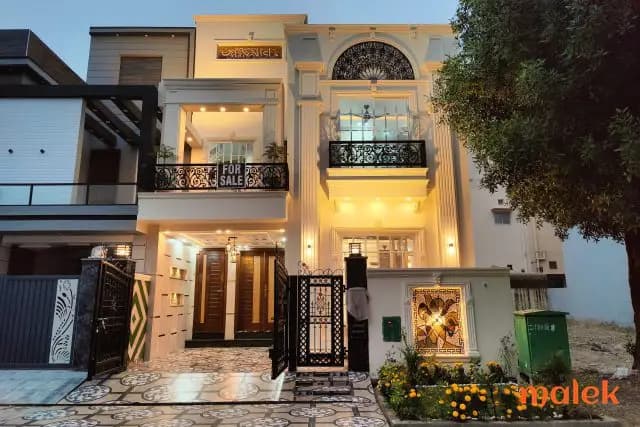 Luxury 4-Bed Canal View Home For Sale in Gujranwala